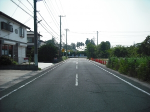 東から南接道