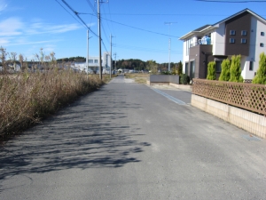 分譲地の接道　西北方向