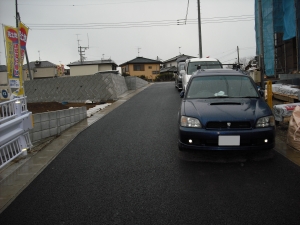 北方向から西接道　12号地