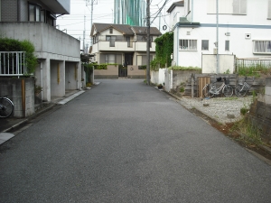 西方向から北接道