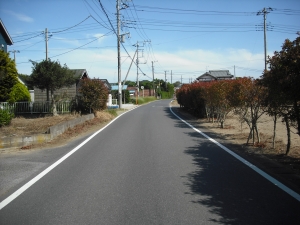 北方向から西接道