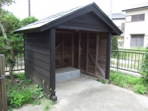 バーベキュー用　小屋