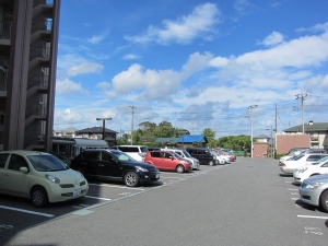 敷地内　駐車場の様子