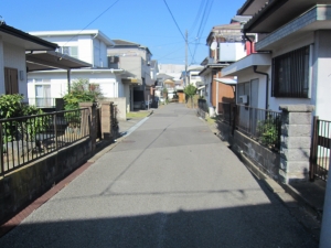 西　接道　北方向