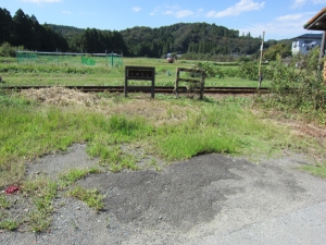 敷地　南側　駐車スペース　西方向